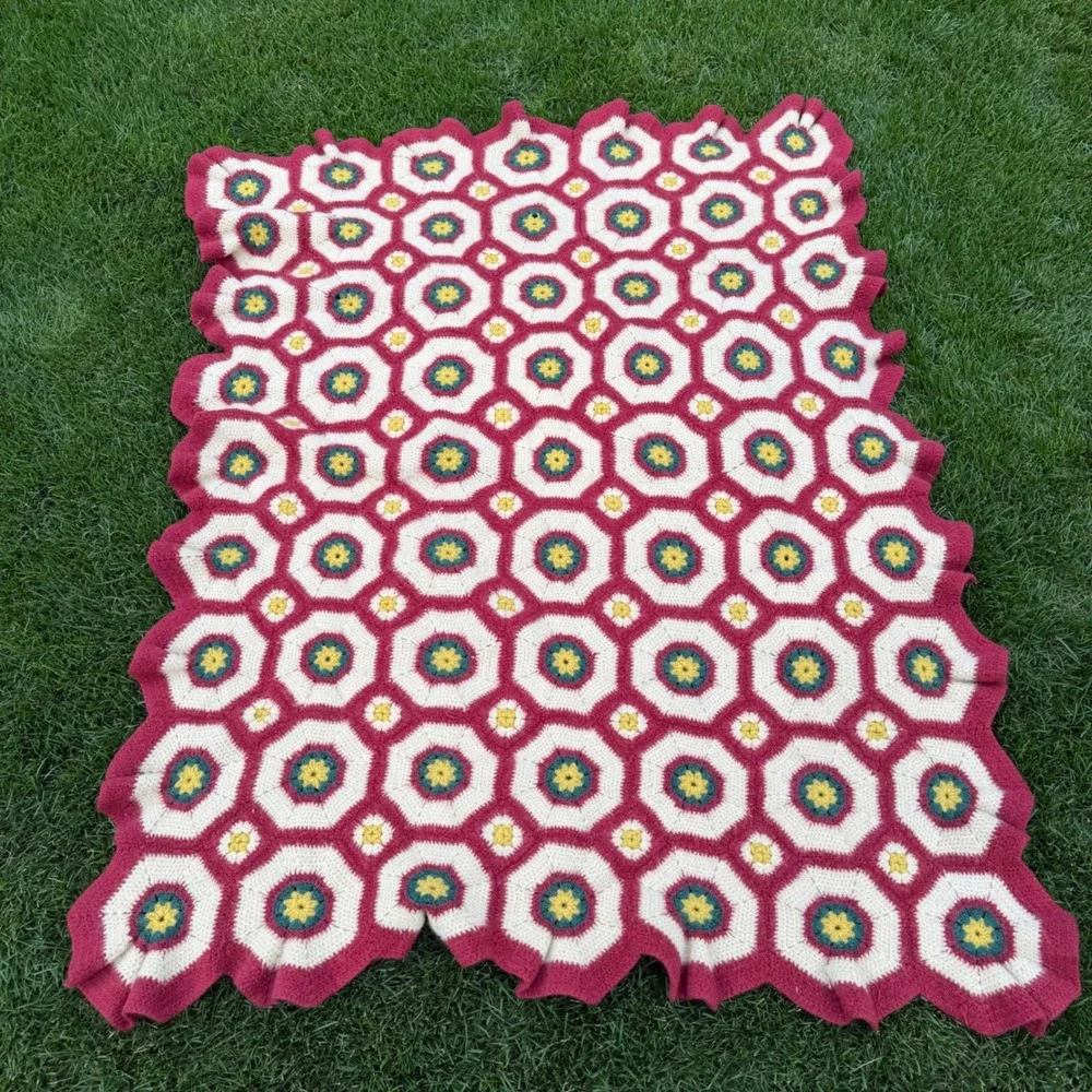 Vintage Handmade Wool Crochet Hexagon Blanket Burgundy Cream Floral Throw 64x48